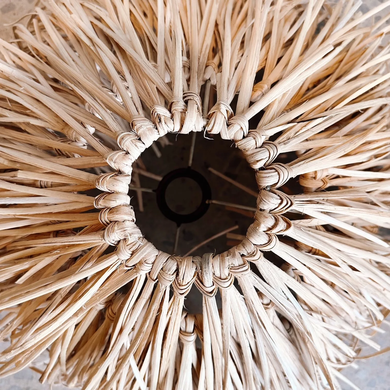 URCHIN PENDANT (75x30)CM - Image 4