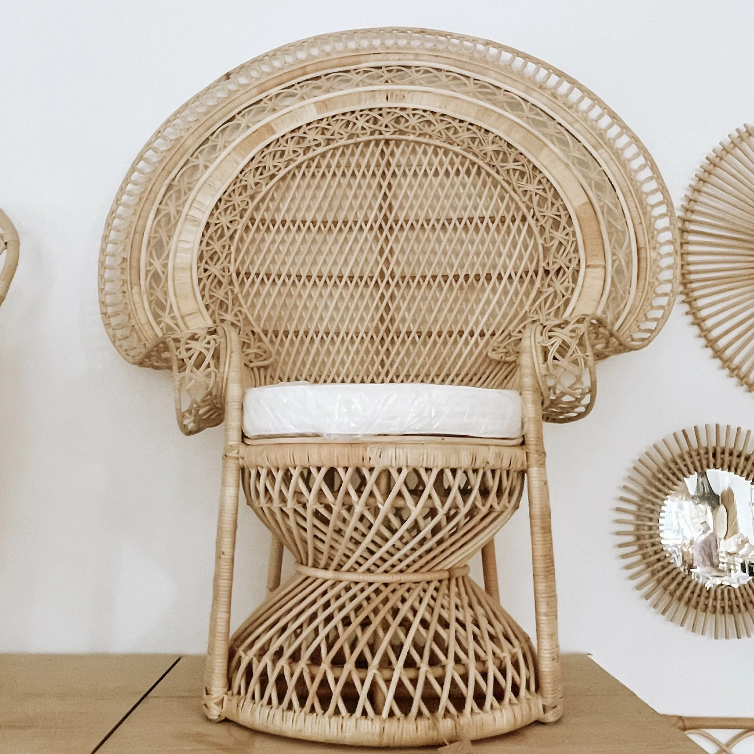 PEACOCK CHAIR - STYLE 2 - Image 3