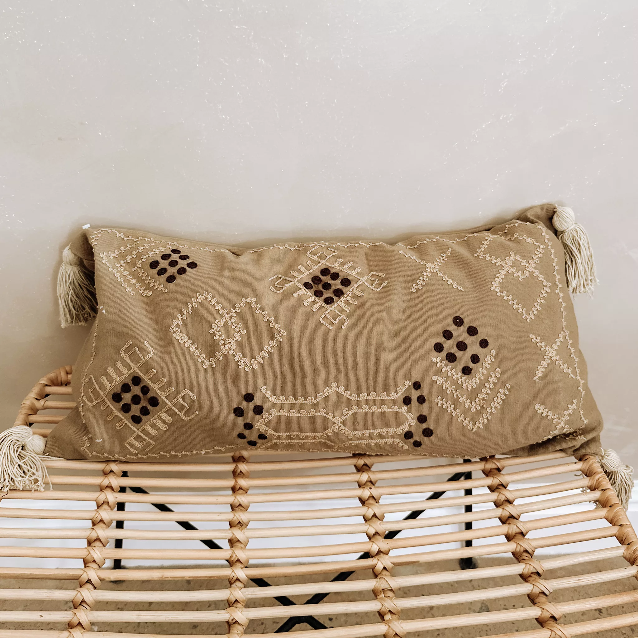 BROWN ABSTARCT RECTANGULAR SCATTER CUSHION WITH TASSEL