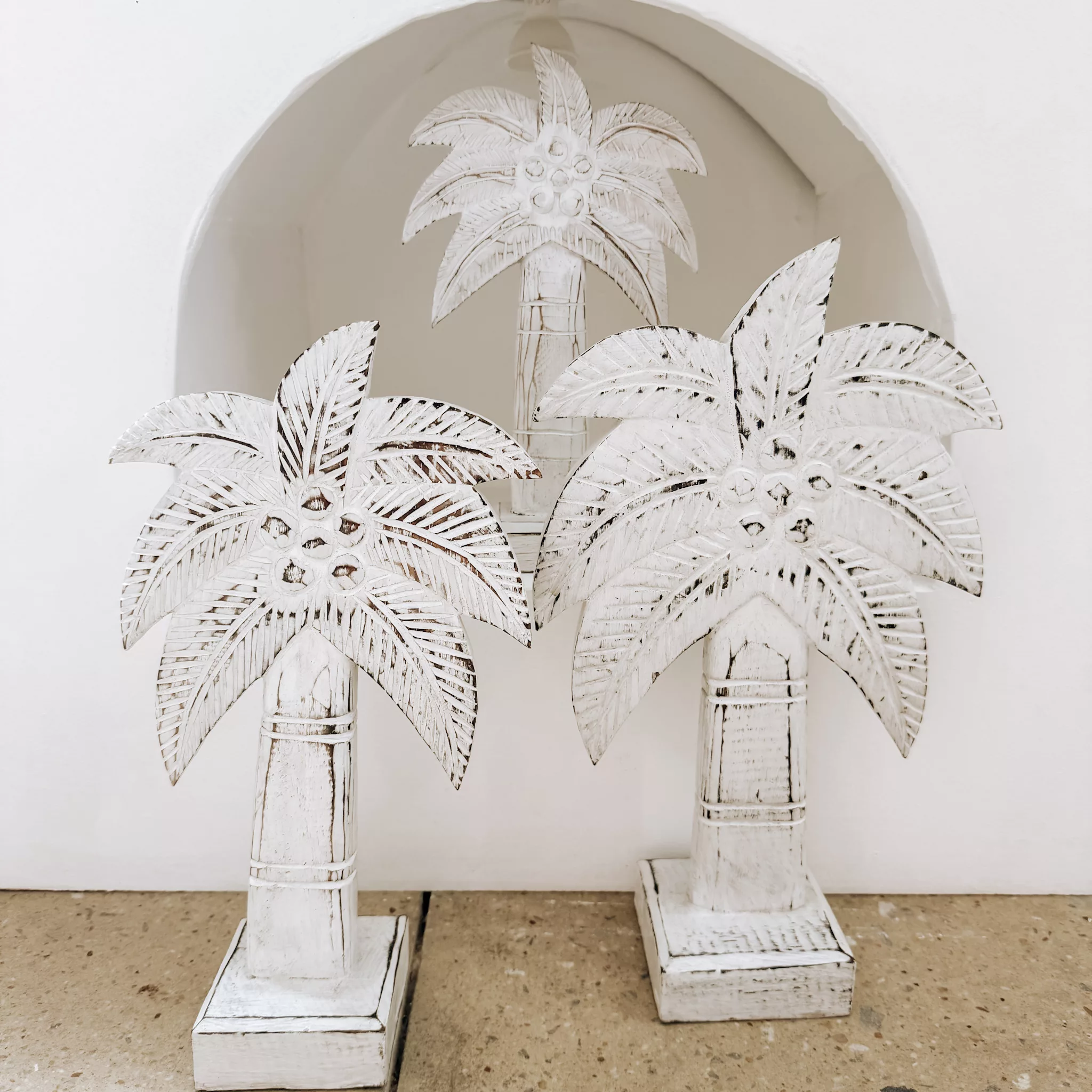 WOODEN PALM DECOR - Image 3