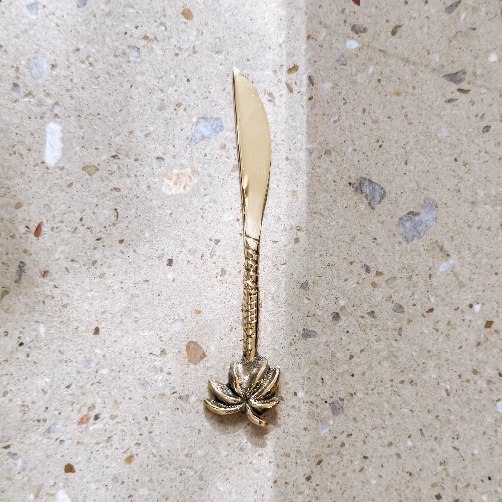 SMALL KNIFE PALM