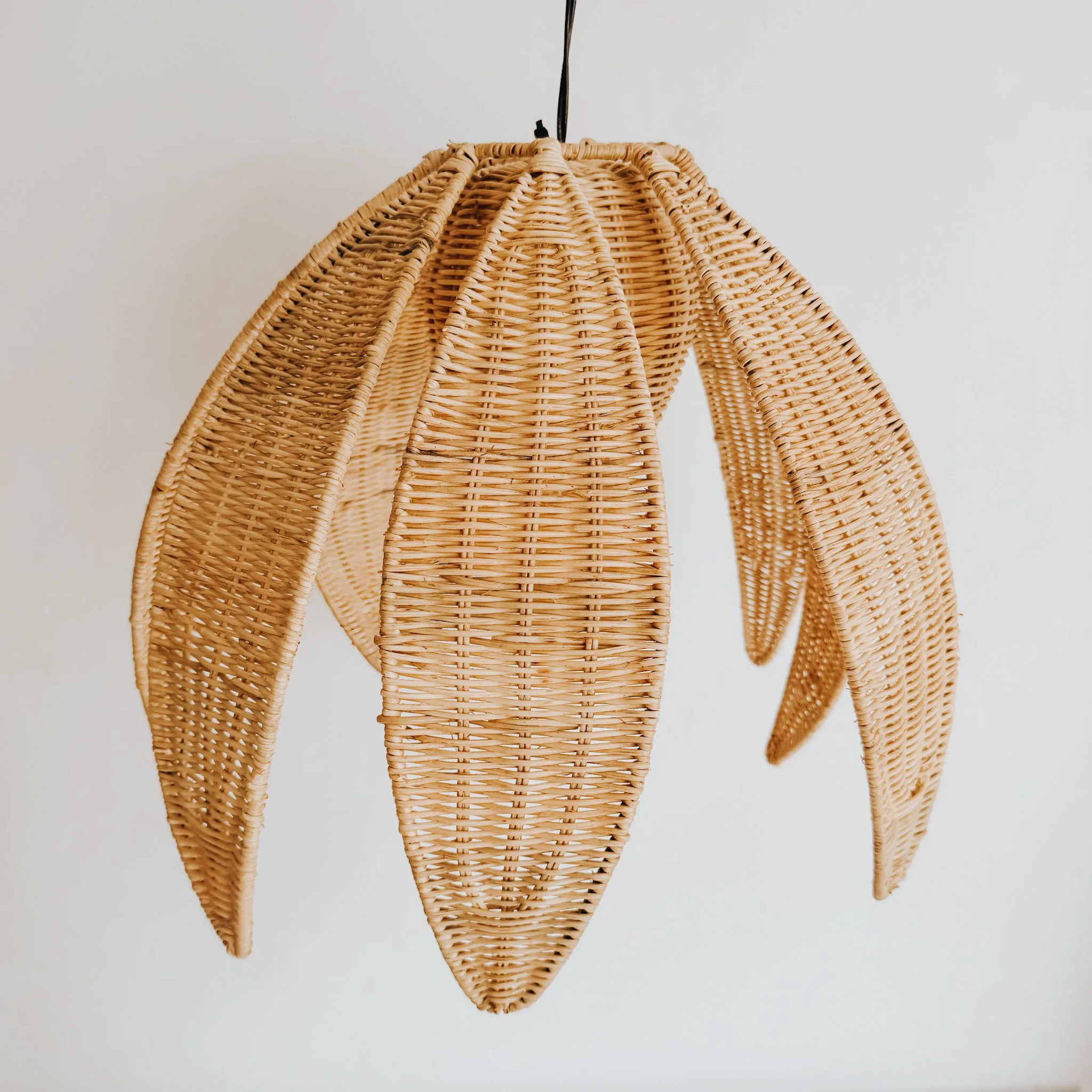 Woven Protea Pendant - Image 3